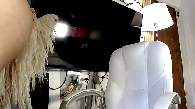 saraplayboy96 online show from September 25, 6:55 pm