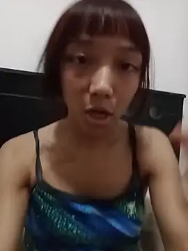 Snapshot of Karmakuro chatting on May 19, 3:57 am Karmakuro online show from May 19, 3:57 am