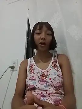 Snapshot of Karmakuro chatting on June 28, 5:35 am Karmakuro online show from June 28, 5:35 am
