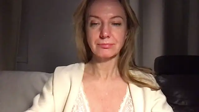 RachellAmazing online show from January 11, 6:14 am