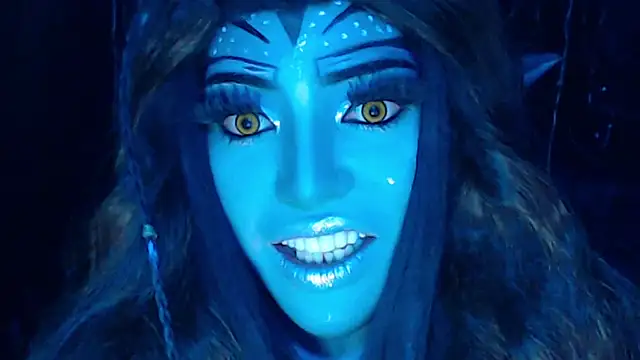 Snapshot of xPATRICIA_ARDEN_AVATAR chatting on November 16, 8:20 am xPATRICIA ARDEN AVATAR online show from November 16, 8:20 am