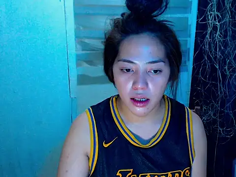 Snapshot of xPATRICIA_ARDEN_AVATAR chatting on November 30, 7:56 am xPATRICIA ARDEN AVATAR online show from November 30, 7:56 am