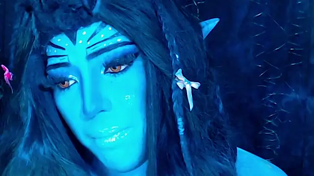 Snapshot of xPATRICIA_ARDEN_AVATAR chatting on February 4, 12:22 pm xPATRICIA ARDEN AVATAR online show from February 4, 12:22 pm