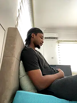 Snapshot of finefinance chatting on September 22, 5:20 am finefinance online show from September 22, 5:20 am