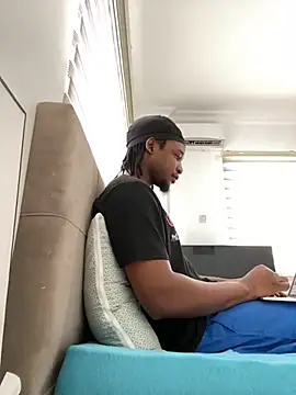 Snapshot of finefinance chatting on September 28, 5:24 am finefinance online show from September 28, 5:24 am