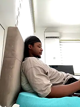 Snapshot of finefinance chatting on September 30, 7:24 am finefinance online show from September 30, 7:24 am