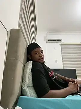 Snapshot of finefinance chatting on October 1, 5:30 pm finefinance online show from October 1, 5:30 pm