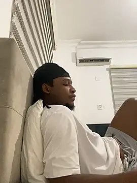 Snapshot of finefinance chatting on October 5, 5:33 pm finefinance online show from October 5, 5:33 pm