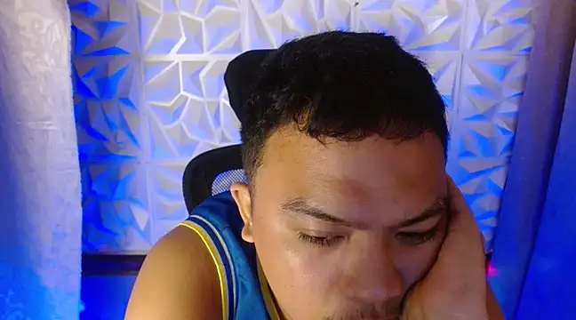 Snapshot of xsweetasian69x chatting on March 21, 2:40 pm xsweetasian69x online show from March 21, 2:40 pm