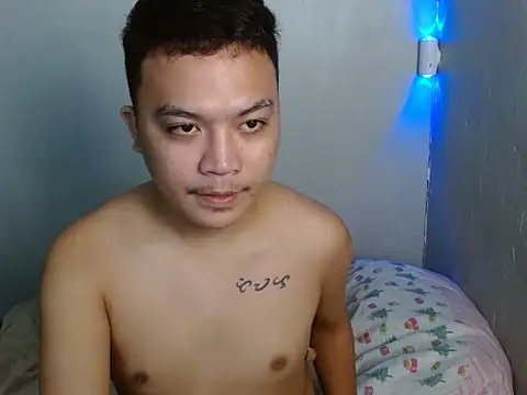 xsweetasian69x online show from February 25, 9:35 pm