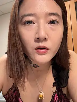 Tw Angellovers online show from April 3, 8:45 am