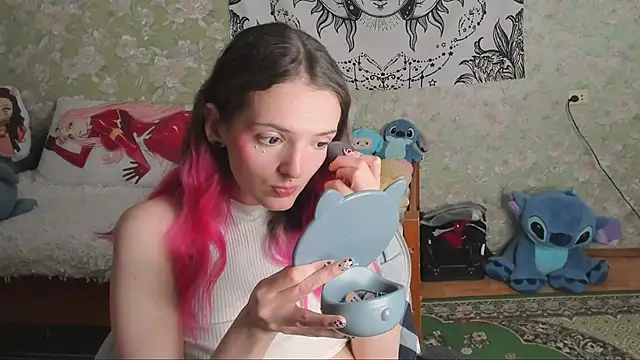 Snapshot of Cutie_Adelia chatting on February 12, 10:54 am Cutie Adelia online show from February 12, 10:54 am