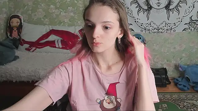 Snapshot of Cutie_Adelia chatting on March 10, 10:09 am Cutie Adelia online show from March 10, 10:09 am