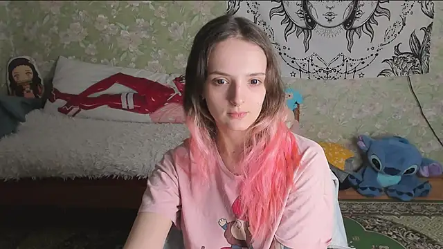 Snapshot of Cutie_Adelia chatting on April 12, 11:59 am Cutie Adelia online show from April 12, 11:59 am