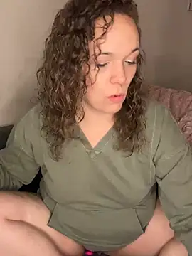 AuroraSummers online show from February 21, 5:13 am