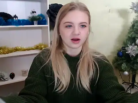CrazyGloria online show from December 23, 6:22 am