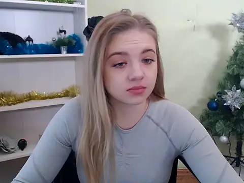 CrazyGloria online show from January 4, 6:41 am