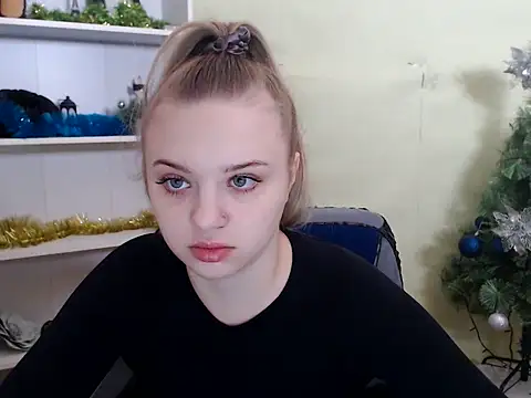 CrazyGloria online show from January 25, 6:23 am