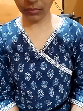 Snapshot of Diya_143 chatting on March 15, 3:59 pm Diya 143 online show from March 15, 3:59 pm