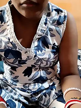 Snapshot of Diya_143 chatting on September 22, 6:15 am Diya 143 online show from September 22, 6:15 am