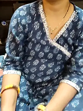 Snapshot of Diya_143 chatting on October 25, 6:02 pm Diya 143 online show from October 25, 6:02 pm