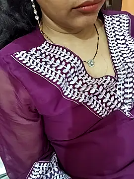 Diya 143 online show from May 3, 6:36 pm