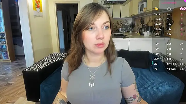 StacyTigerr online show from February 11, 11:59 am