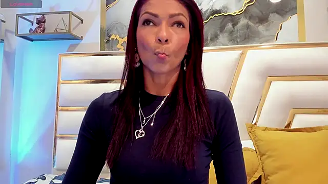 HannaPetit online show from October 2, 7:43 pm