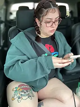 nativepumpkin95 online show from March 20, 12:15 am