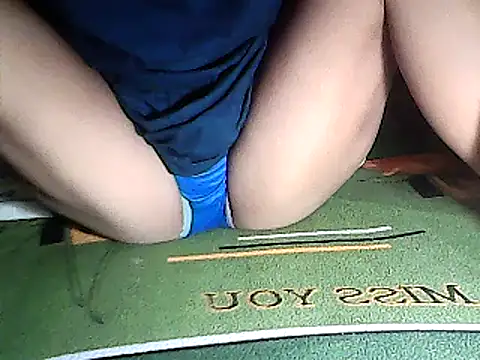 supertightkitty online show from December 27, 2:47 am