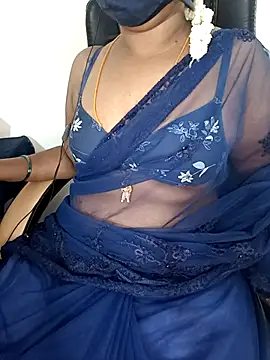Snapshot of Tamil-hotwife chatting on March 16, 9:49 am Tamil-hotwife online show from March 16, 9:49 am