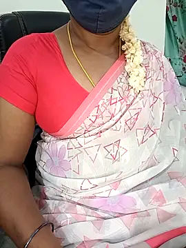 Snapshot of Tamil-hotwife chatting on April 22, 5:03 pm Tamil-hotwife online show from April 22, 5:03 pm