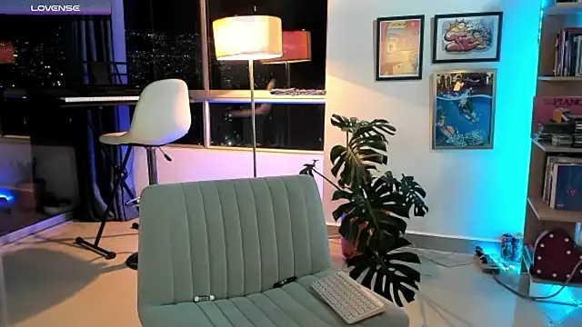 tastymeli online show from December 9, 11:24 pm