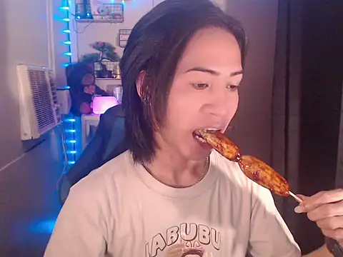 Snapshot of Lemonadexxx chatting on February 13, 8:54 am Lemonadexxx online show from February 13, 8:54 am