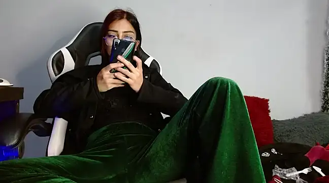 Ardat Lili69 online show from December 19, 6:56 pm