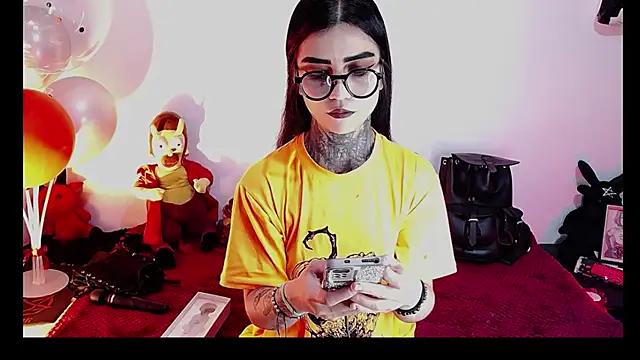 Snapshot of Ardat_Lili69 chatting on June 24, 11:26 pm Ardat Lili69 online show from June 24, 11:26 pm