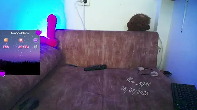 lilac night33 online show from January 25, 1:52 pm