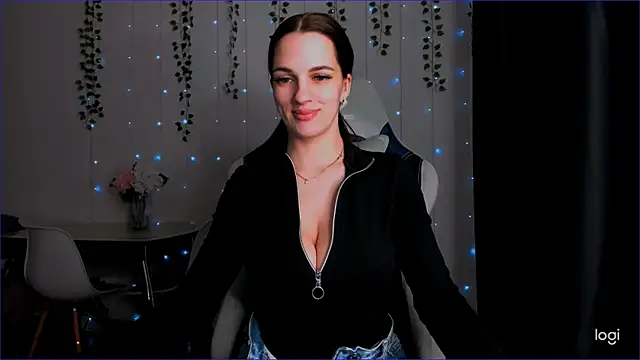 KarlaSim online show from February 15, 12:04 am