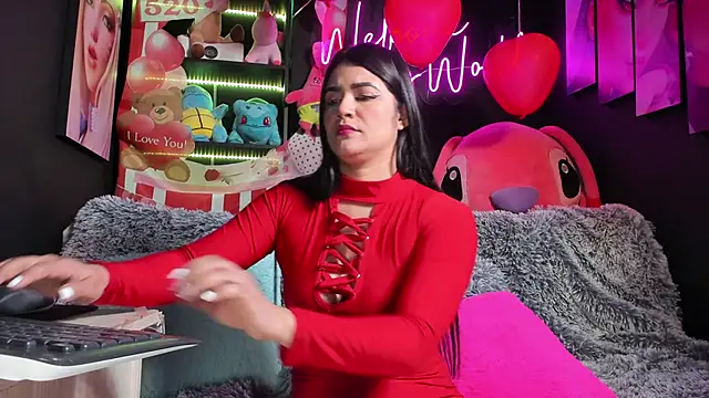 Snapshot of Emilyjhonson_01 chatting on February 5, 2:48 pm Emilyjhonson 01 online show from February 5, 2:48 pm