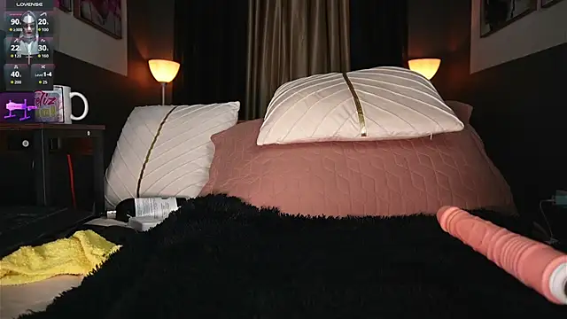 Snapshot of Emilyjhonson_01 chatting on October 16, 1:56 pm Emilyjhonson 01 online show from October 16, 1:56 pm