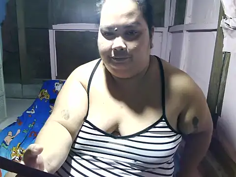 Snapshot of xxbigboootyxx chatting on October 21, 1:28 am xxbigboootyxx online show from October 21, 1:28 am