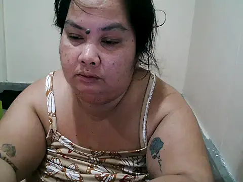 xxbigboootyxx online show from July 25, 4:21 am