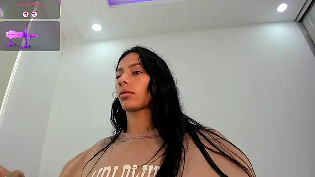 Snapshot of karlyn_angels chatting on April 29, 7:42 pm karlyn angels online show from April 29, 7:42 pm