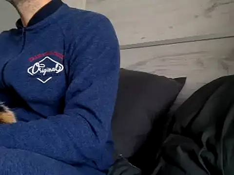 curioushetero online show from December 12, 11:07 am