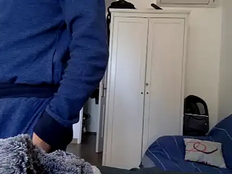 curioushetero online show from December 20, 1:22 pm