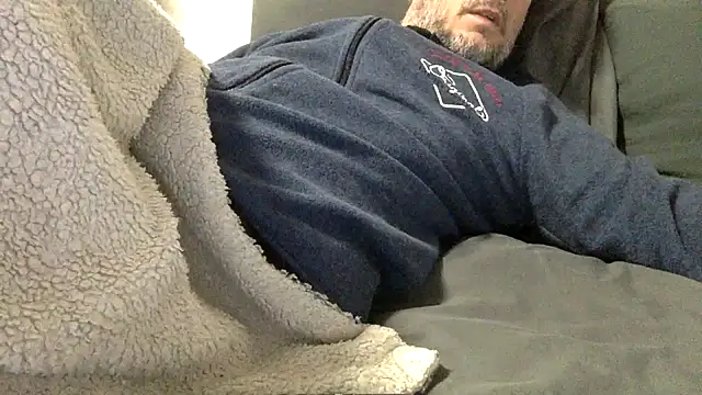 curioushetero online show from February 3, 10:43 pm