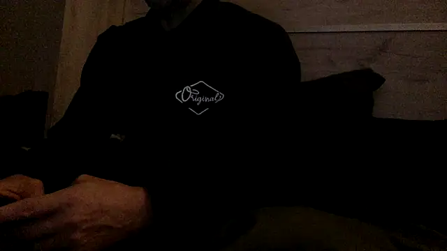 curioushetero online show from February 6, 10:32 pm