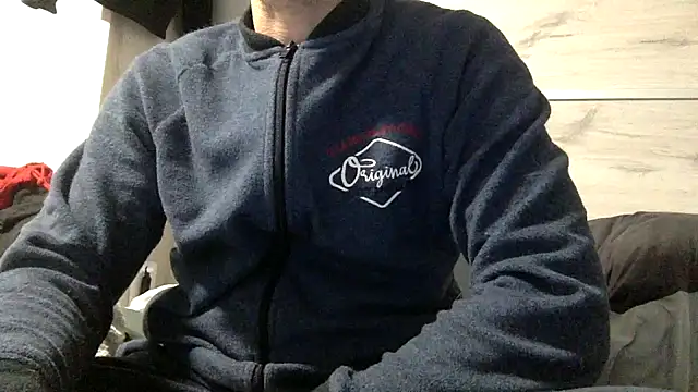 curioushetero online show from February 17, 7:42 pm