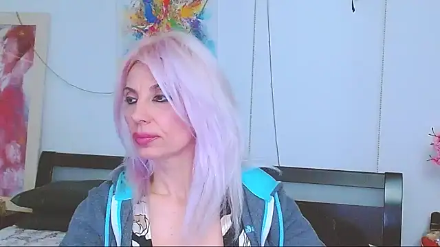 HoneyLara online show from February 12, 4:54 am