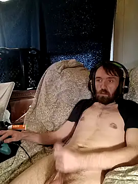 Snapshot of ShadowyTube chatting on February 8, 9:57 pm ShadowyTube online show from February 8, 9:57 pm
